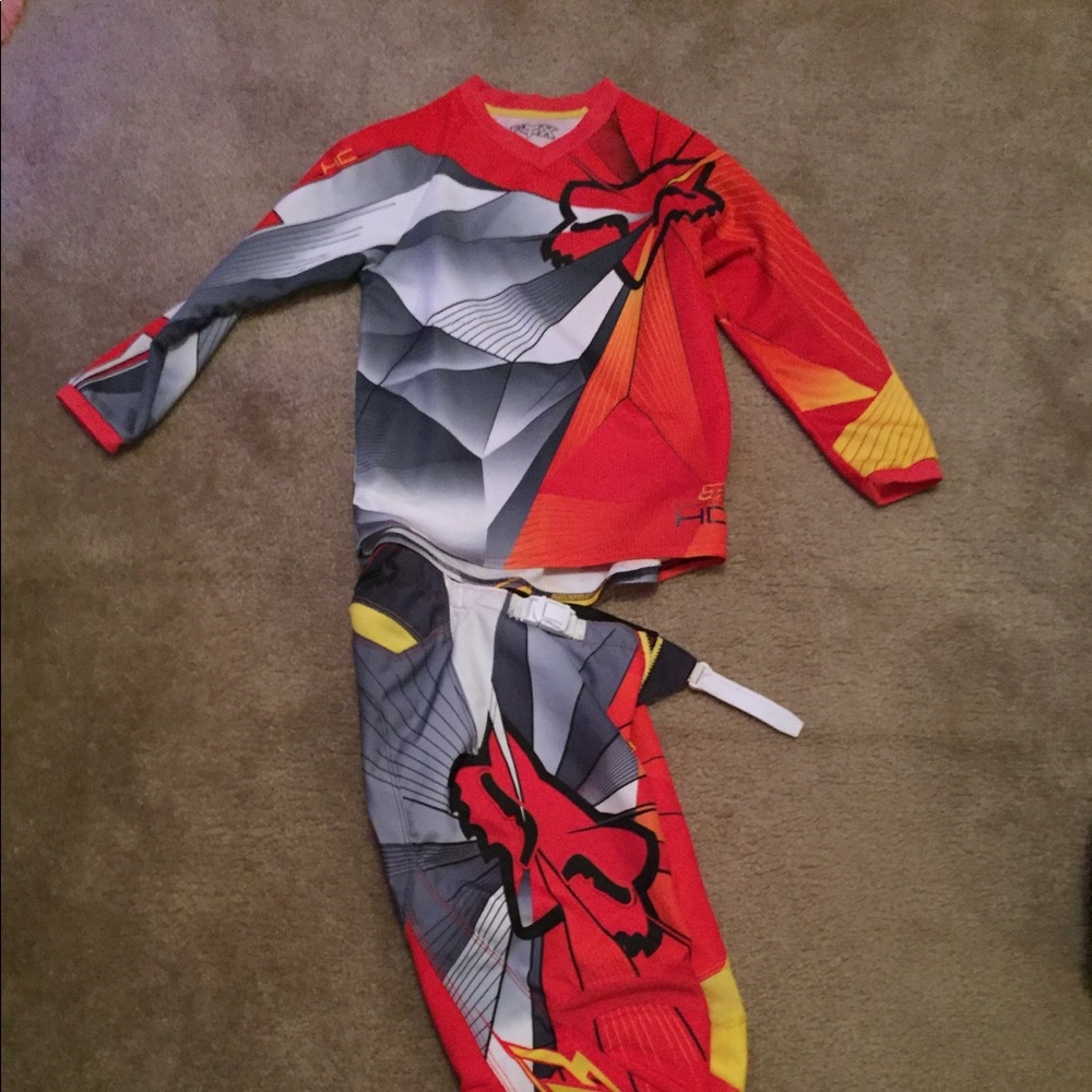 Youth fox outfit